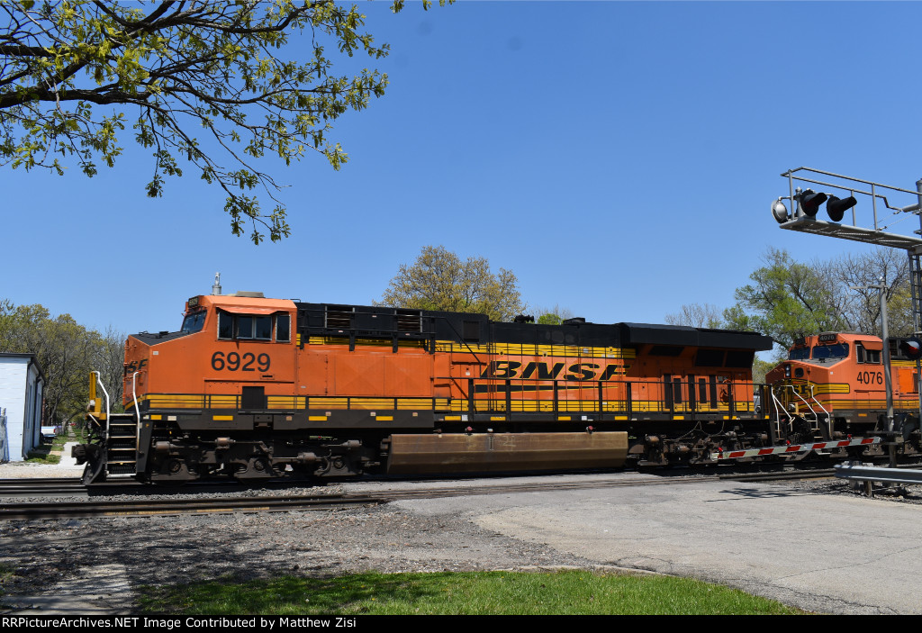 BNSF 6929